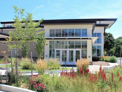 Jackson-Walnut Park Schools New Student Center